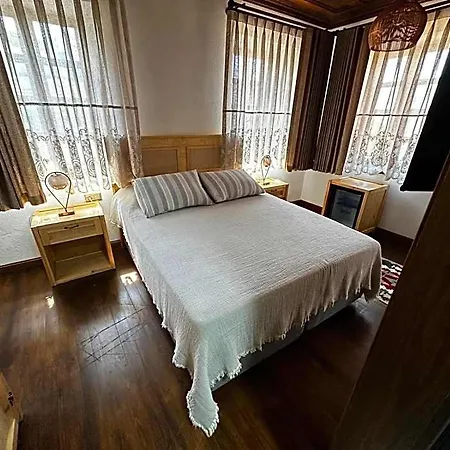 Guelluek Uno Elegance فندق Milas