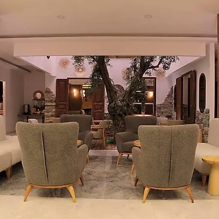 Guelluek Uno Elegance فندق Milas